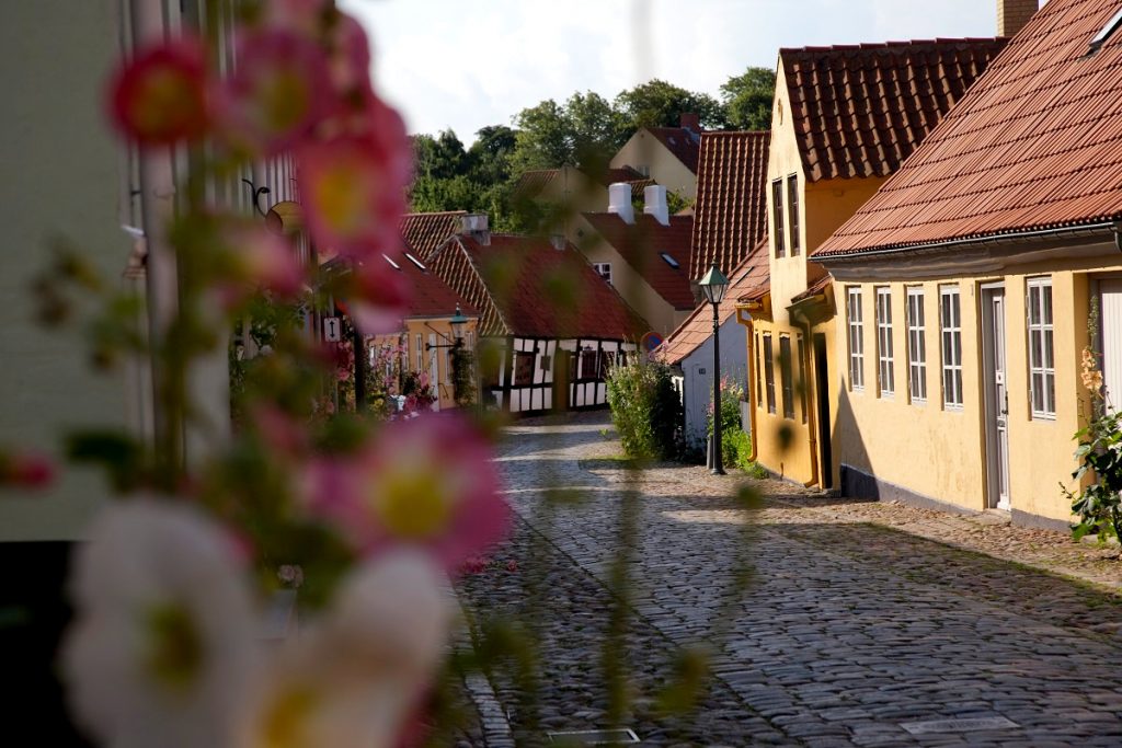 En gade i byen Ebeltoft